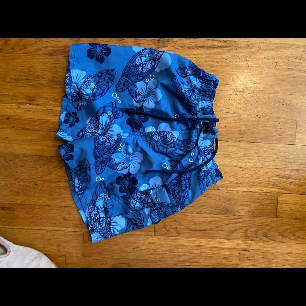 Islander swim trunks size 6/7 - Picture 3 of 3